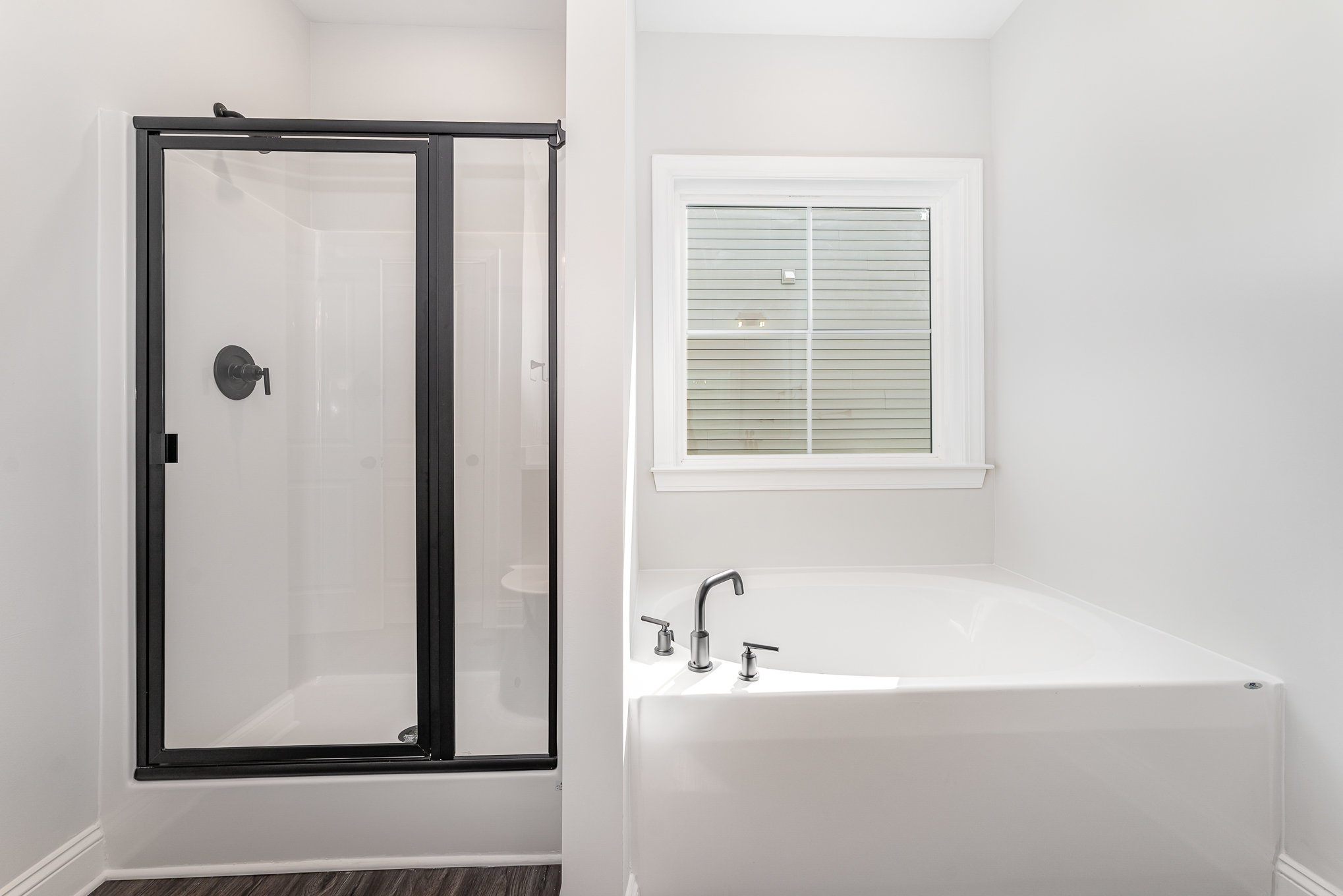 ${column.getChild('alt').value}